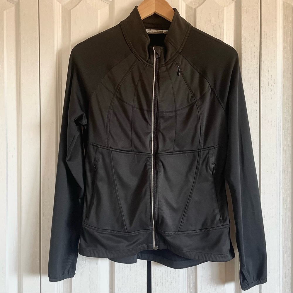 Athleta Active Zip Up Jacket Women’s M Black Stretch Thumbholes Outdoor Workout